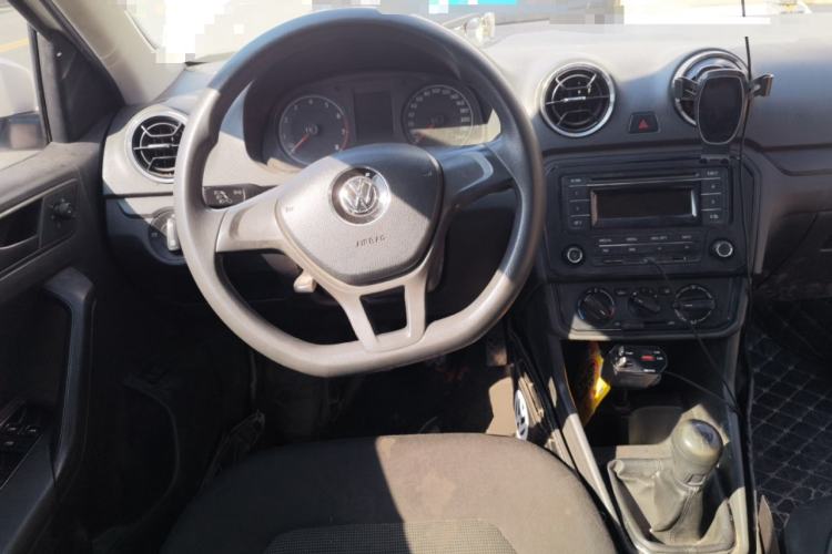 Used Volkswagen Jetta 2017 1.4L Manual Fashion Edition
