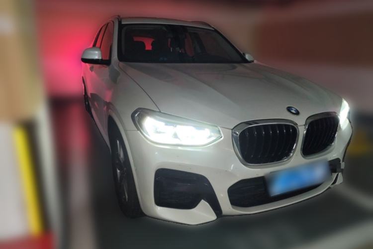 Used BMW X3 2020 xDrive25i M Sport Package Front Right 45 Deg