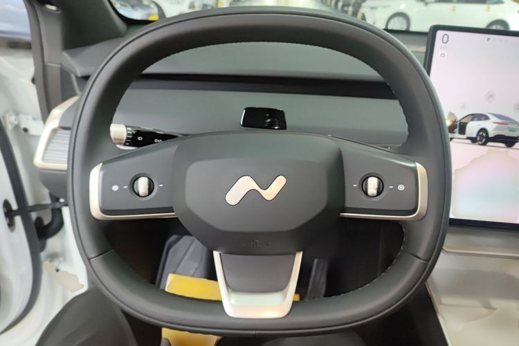 Used ONVO L60 2024 60 kWh Rear-Drive Version Steering Wheel
