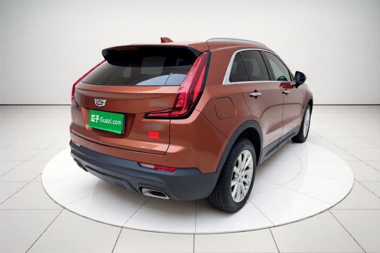 Used Cadillac XT4 2018 28T Two-Wheel Drive Tech Version Rear Right 45 Deg
