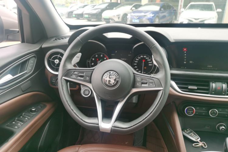 Used Alfa Romeo Stelvio 2017 2.0T 280HP Luxury Edition