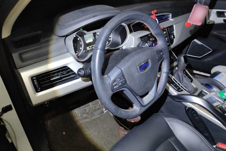 Used Geely Auto Emgrand X7 Sport 2018 1.8TD Automatic Two-Wheel Drive Zhiya Model Steering Wheel