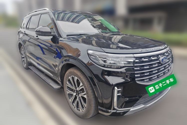 Used Ford Explorer 2024 2.3T EcoBoost Four-Wheel Drive Titanium Edition 7 Seats Front Right 45 Deg