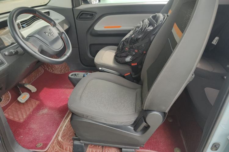 Used Wuling Hongguang MINIEV 2021 Macaron Fashion Model Lithium Iron Phosphate Left Front Seat