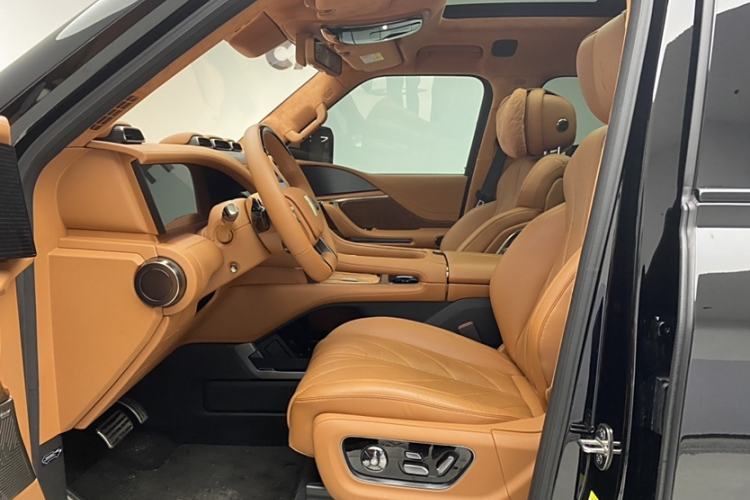 Used Yangwang U8 2023 Luxury Edition
