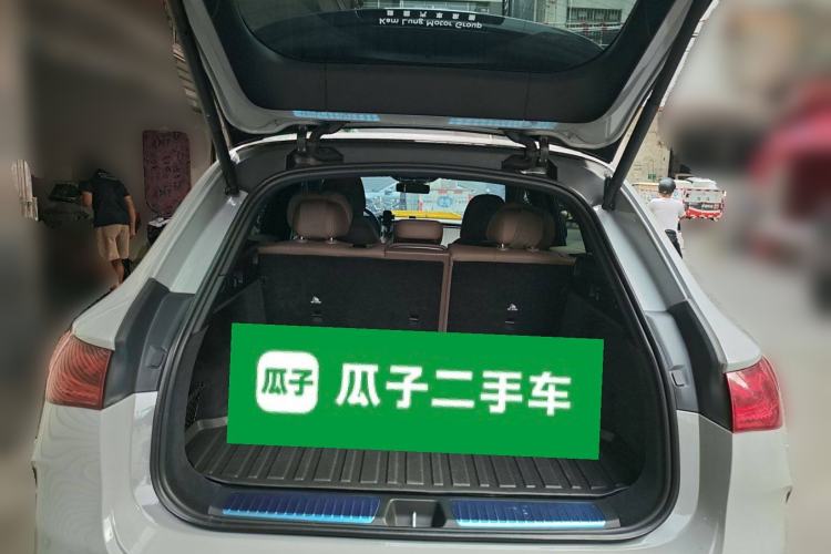 Used Mercedes-Benz EQE SUV 2023 350 4MATIC Pioneer Edition Trunk