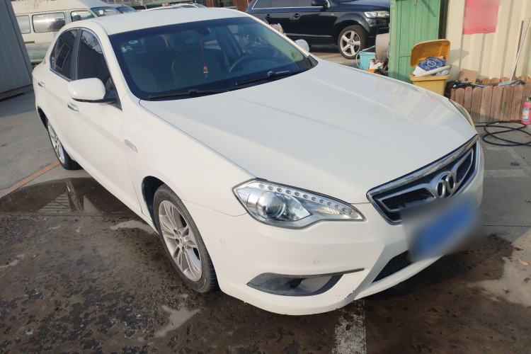 Used BAIC Senova D70 2013 2.0T Comfort Edition Front Right 45 Deg