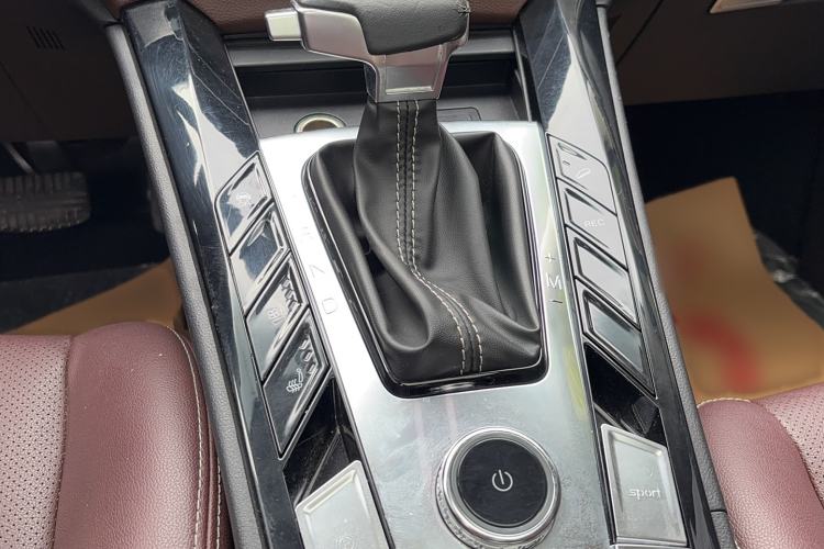 Used TRAUM S70 2018 1.5T Automatic Luxury 7-Seater
