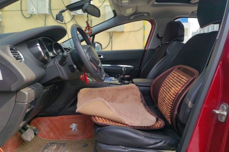 Used Peugeot 3008 2013 1.6THP Automatic Prestige Edition Left Front Seat
