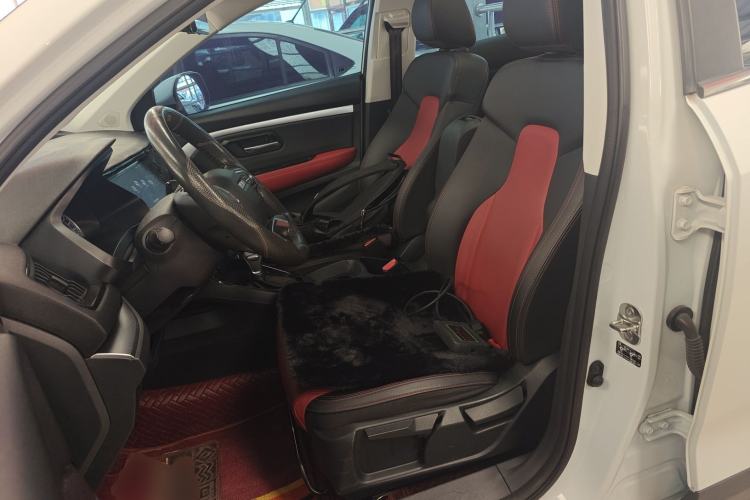 Used Haval H2s 2018 Blue Label 1.5T Dual-Clutch Fashion Edition