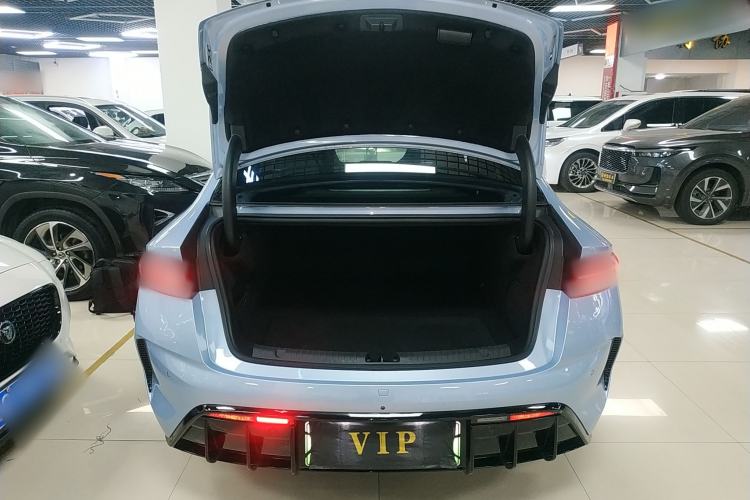 Used BYD Seal 2022 550 km Standard Range Rear-Wheel Drive Prestige Version
