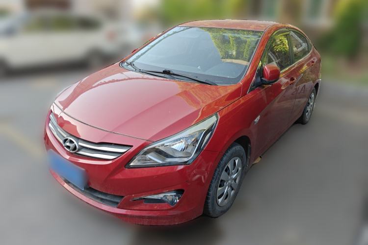 Used Hyundai Verna (older generation) 2014 1.4L Manual Smart GLS Trim