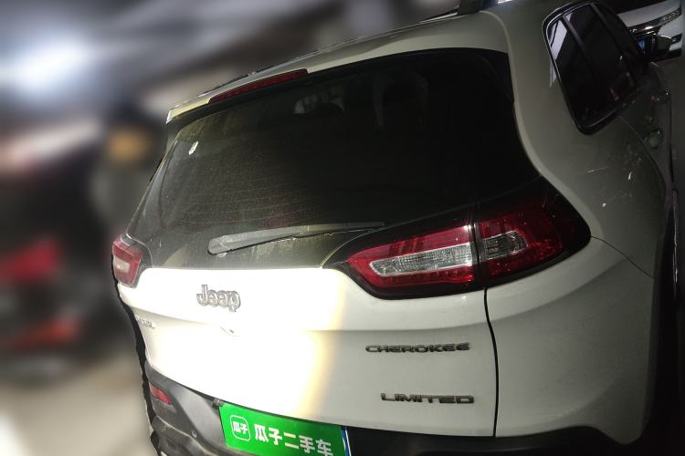 Used Jeep Cherokee 2017 2.4L Leading Smart Edition