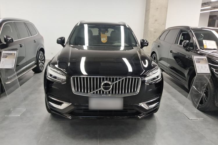 Used Volvo XC90 2023 B5 SmartDrive Luxury Edition 5 Seats