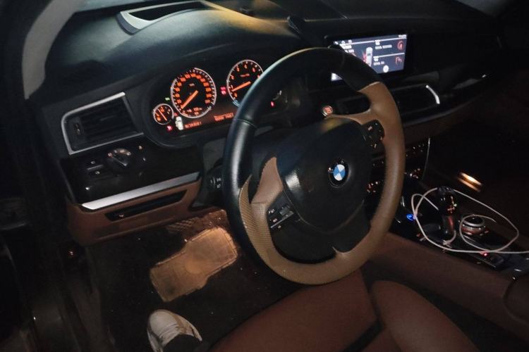 Used BMW 5 Series GT 2010 535i Luxury Edition