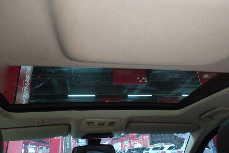 Used BMW 5 Series 2014 525Li Luxury Design Package