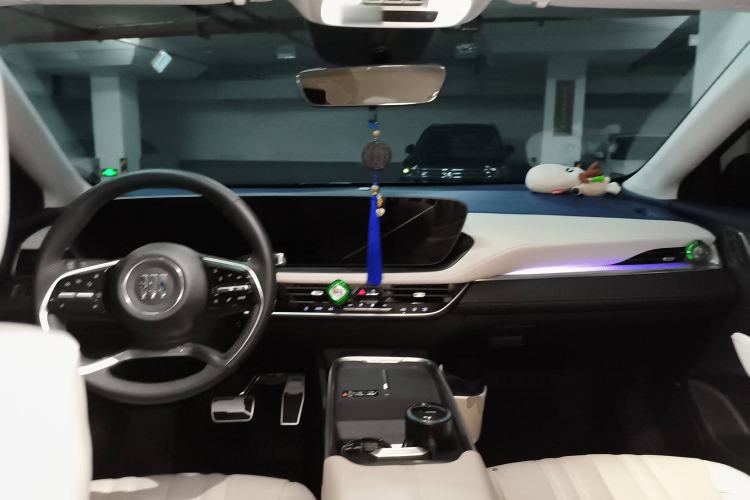 Used Buick LaCrosse 2024 Avia Edition Interior 2