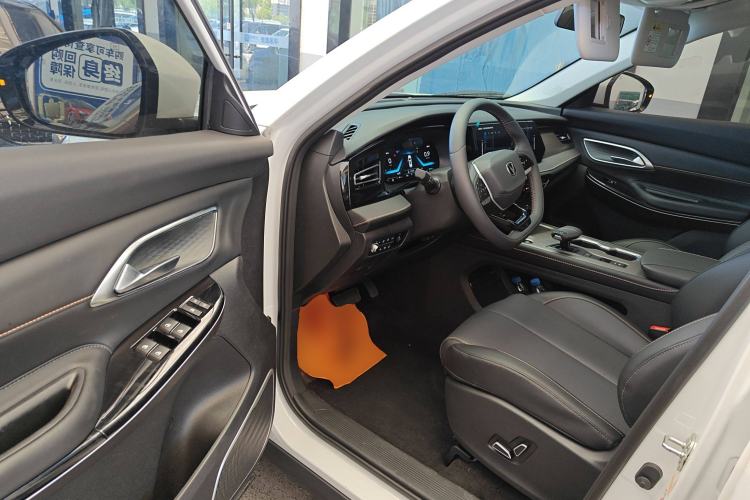 Used Changan X7 PLUS 2024 1.5T Automatic Luxury 7-Seater