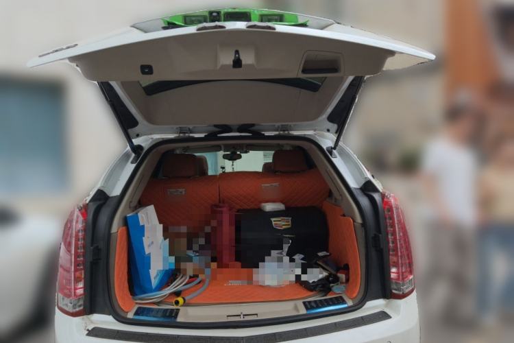 Used Cadillac SRX 2013 3.0L Luxury Model Trunk