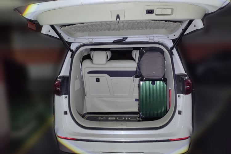 Used Buick GL8 2020 ES Land Cruiser 653T Luxury Edition
