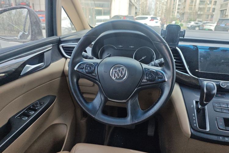 Used Buick GL8 2017 ES 28T Premium Version China V Standard