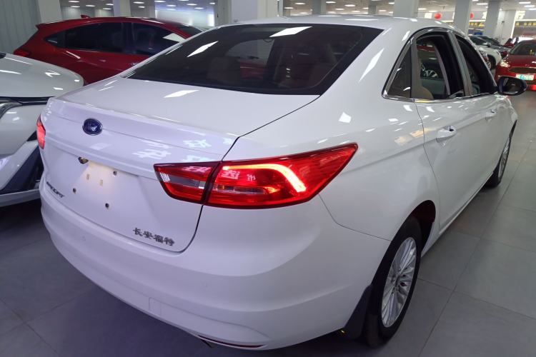 Used Ford Escort 2015 1.5L Manual Comfort Model Rear Right 45 Deg