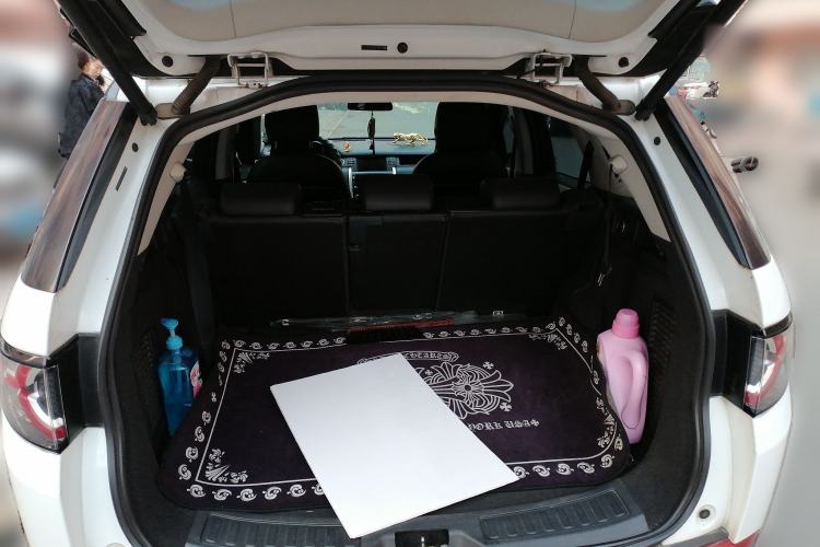 Used Land Rover Discovery Sport 2016 2.0T HSE Trunk