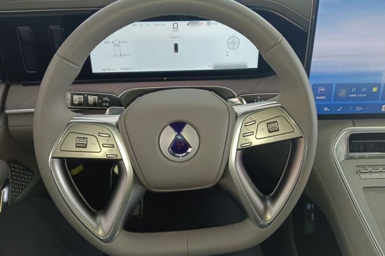 Used Denza N9 2025 Flagship Model