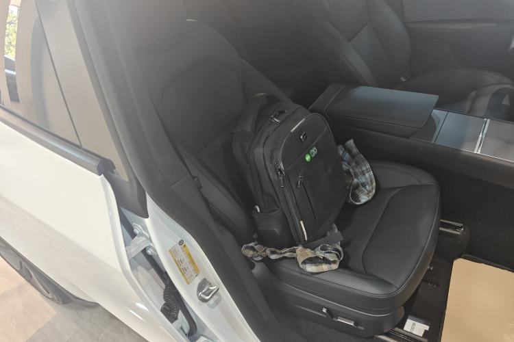 Used Tesla Model Y 2026 Rear-Drive Model