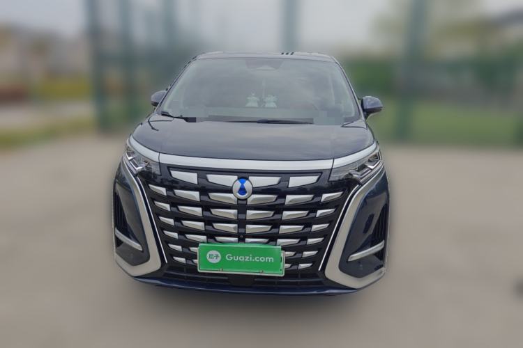 Used Denza D9 2022 DM-i 970 Four-Wheel Drive Flagship Model
