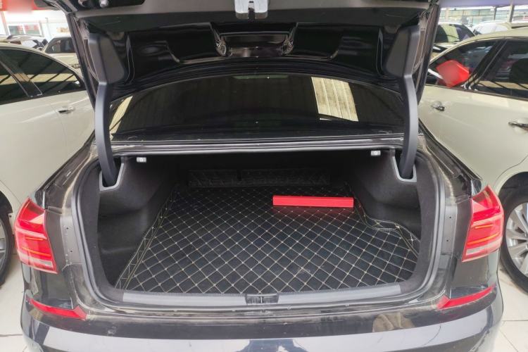 Used Volkswagen Passat 2017 330TSI DSG Luxury Edition