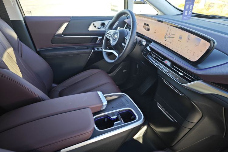 Used Buick Century 2025 2.0T Six-Seater YinShi Edition