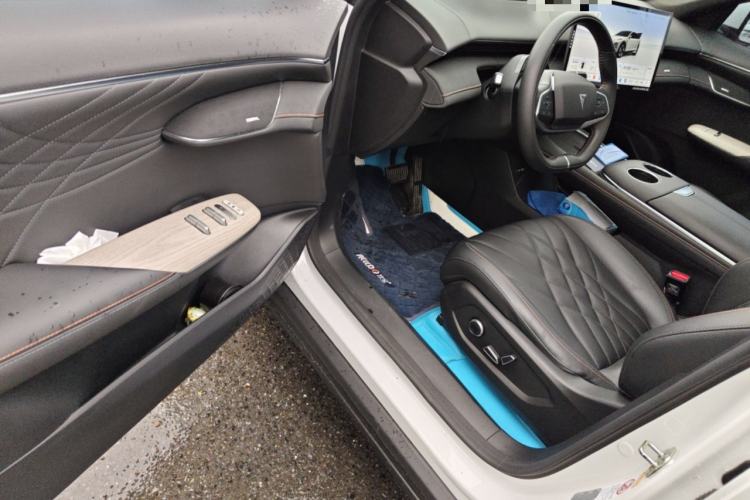 Used Deepal S07 2023 200Max Range-Extended Version Driver Seat