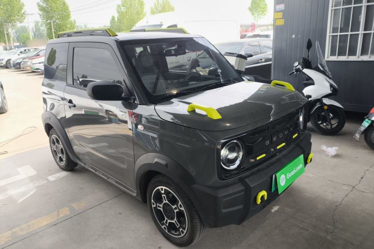 Used Geely Galaxy Panda 2025 210km Panda Rider Front Right 45 Deg