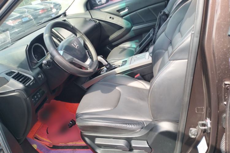 Used Luxgen U6 SUV 2015 1.8T Fashion Edition Left Front Seat