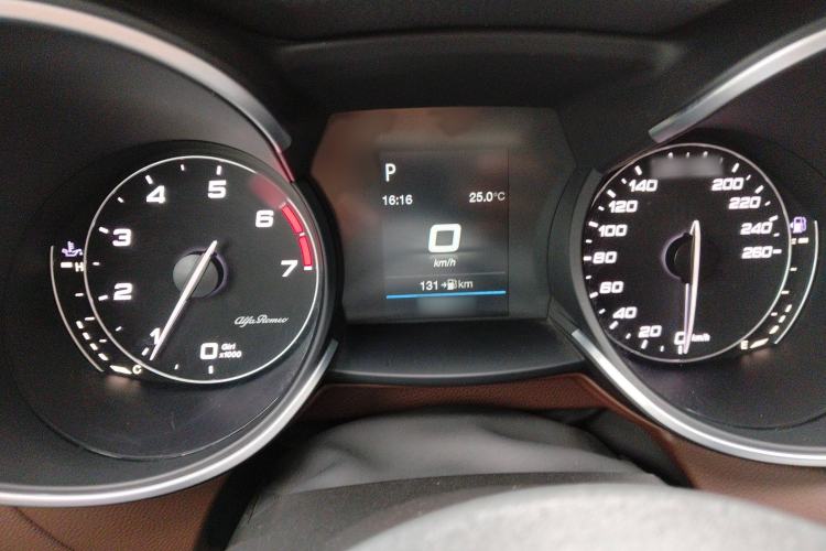 Used Alfa Romeo Stelvio 2017 2.0T 200HP Elite Edition
