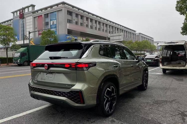 Used Volkswagen Tayron 2025 Tiguan L 380TSI 4Motion Luxury Easy Package
