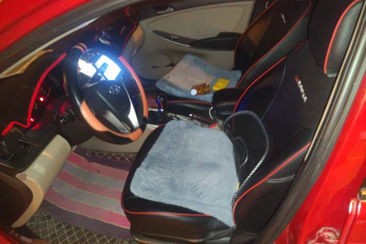 Used Hyundai Verna (older generation) 2014 1.4L Manual Smart GLS Trim Left Front Seat