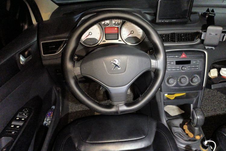 Used Peugeot 308 2014 Enjoy Edition Classic 1.6L Manual YouShang Model Steering Wheel