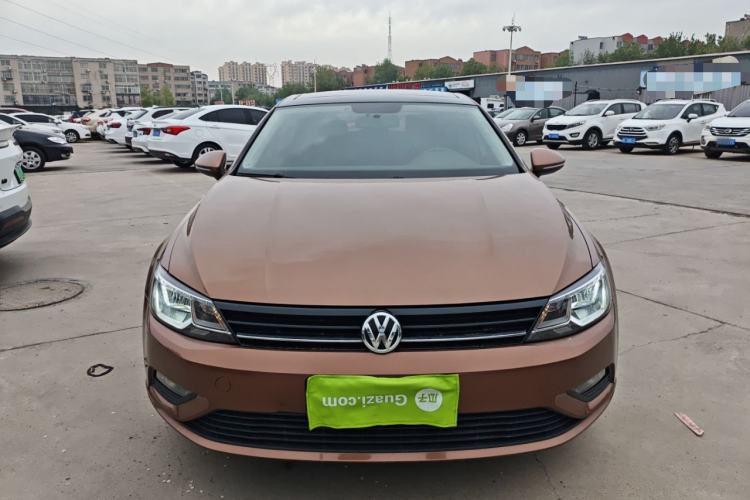 Used Volkswagen Lamando 2017 230TSI DSG Fashion Edition
