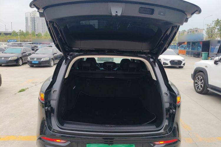 Used VOYAH FREE 2024 Ultra-Long Range Intelligent Driving Version Trunk