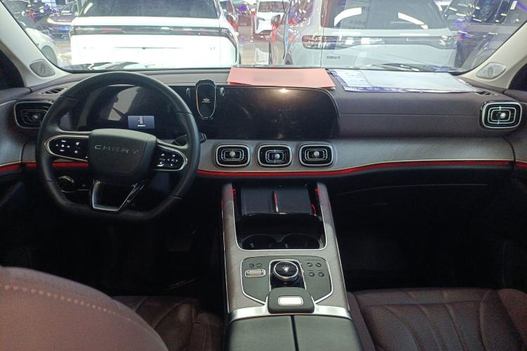 Used Chery Tiggo 9 C-DM 2025 1.5T 106KM Enjoy Edition 7 Seats Lithium Iron Phosphate Center Console