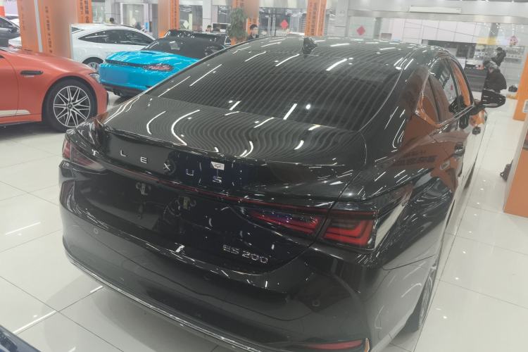 Used Lexus ES 2025 200 Premium Edition