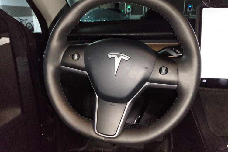 Used Tesla Model Y 2022 Revised Version Rear-Wheel Drive Steering Wheel