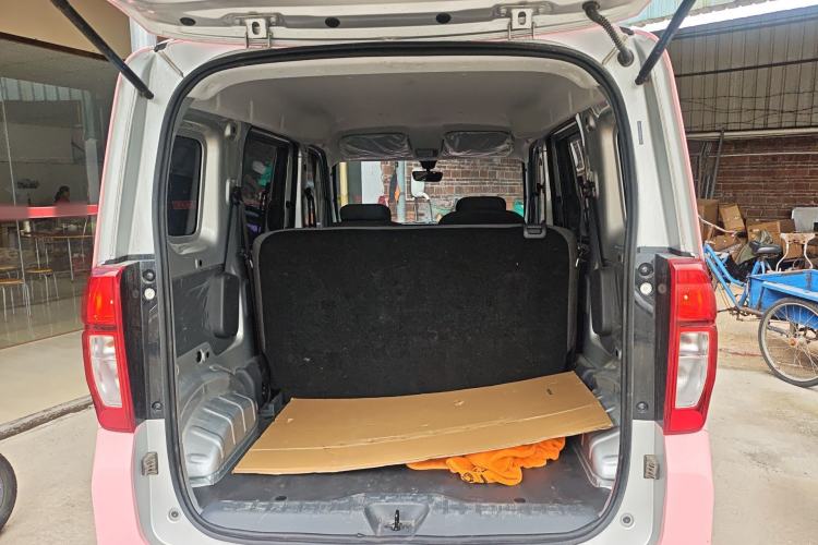 Used Wuling Zhiguang New Energy 2025 Comfort Model Trunk