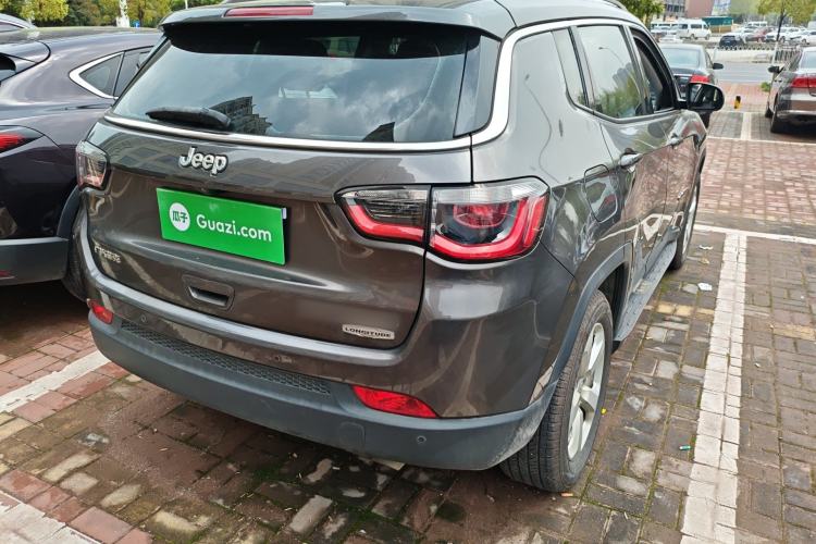 Used Jeep Compass 2017 200T Automatic Family Edition
