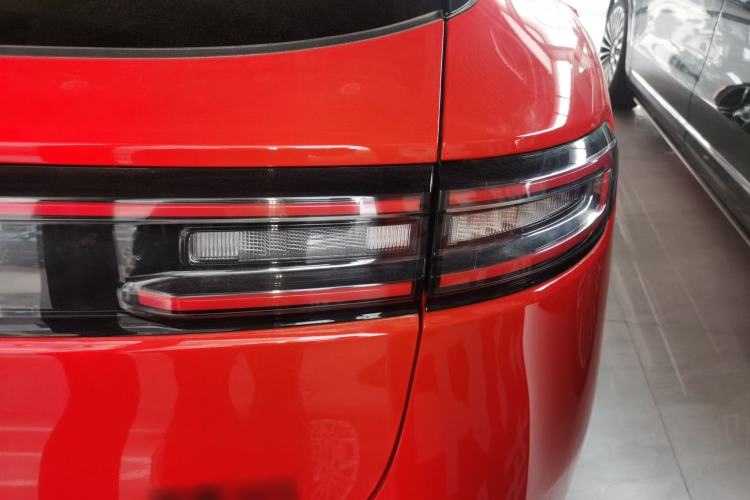 Used Hima AITO M5 2025 Extended-Range Ultra All-Wheel-Drive Version Right Rear Taillight