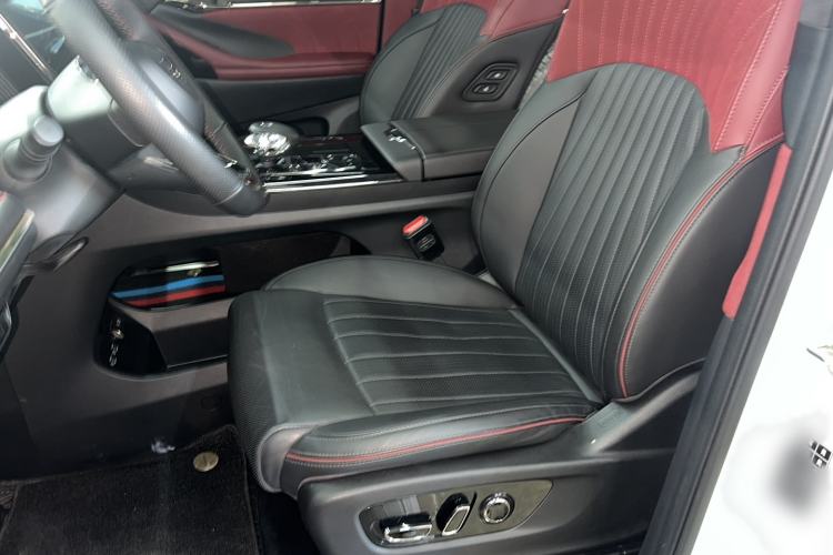 Used GAC Trumpchi M8 2023 Zongshi Series 400T Ultimate Edition Interior 8