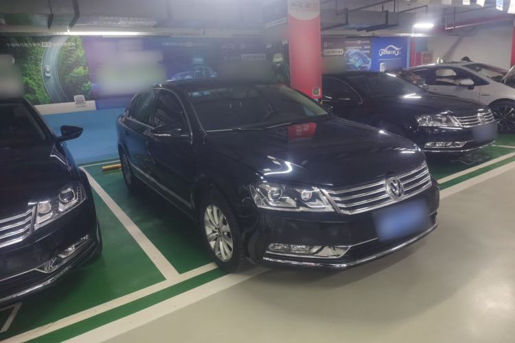 Used Volkswagen Magotan 2016 1.8TSI Smart Enjoyment Leading Model Front Right 45 Deg