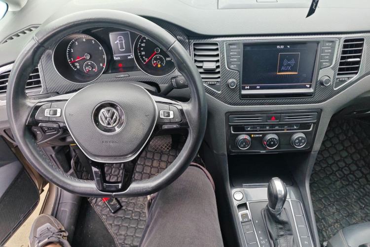 Used Volkswagen Golf Sportsvan 2016 230TSI Automatic Luxury Version